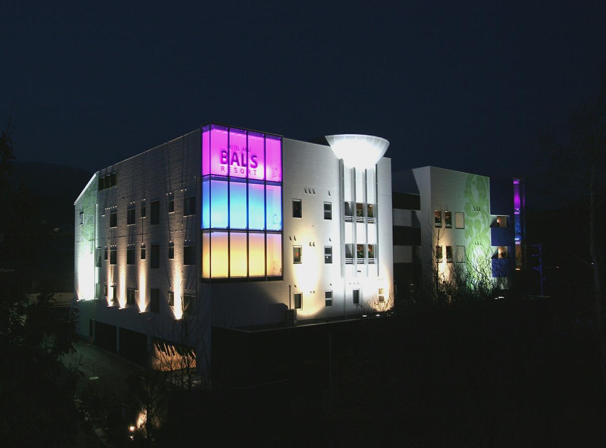 Atoz Balsresort (Adults Only) Komoro Екстериор снимка