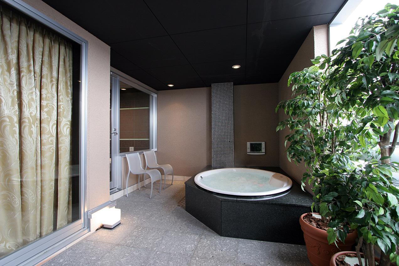 Atoz Balsresort (Adults Only) Komoro Екстериор снимка